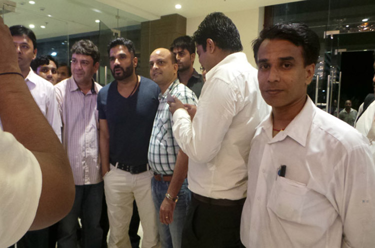 Panache Team group photo with Actor Sunil Shetty